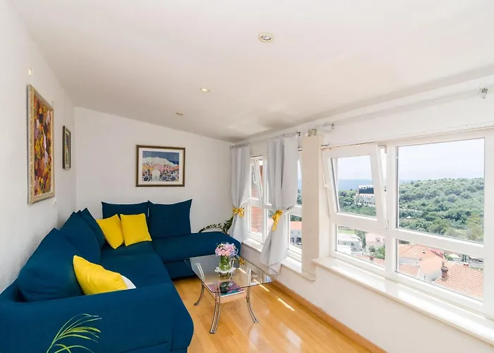 Emma - Two Bedroom With Balcony And Sea View * דוברובניק