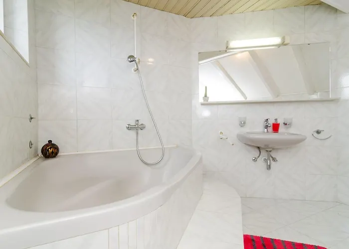 Emma - Two Bedroom With Balcony And Sea View * Dubrovnik