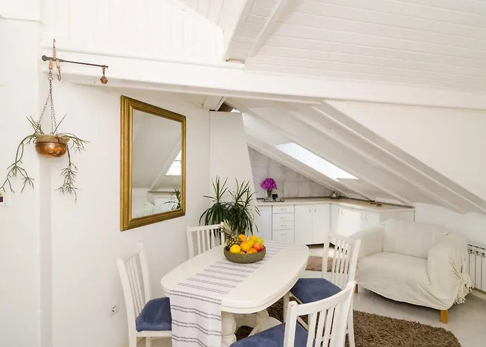 Apartment Emma - Two Bedroom With Balcony And Sea View *